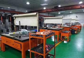 Home tool fitting shop